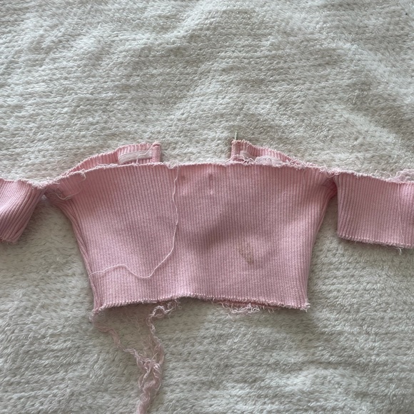 Women’s Seek The Label Distress V Wire Off the Shoulder Crop Top Pink - Size M - Picture 2 of 2
